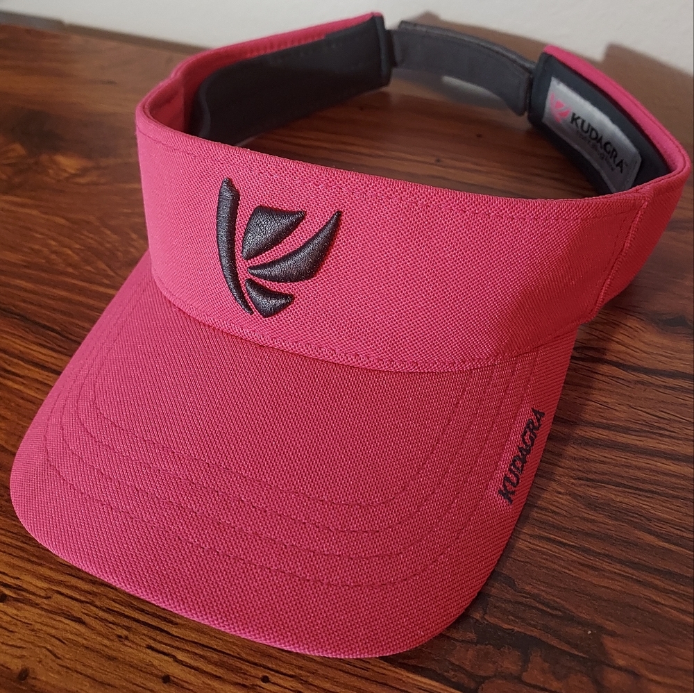 KUDAGRA VISOR CAP WOMEN THE KILLING BLOW. AJUSTABLE ONE SIZE,PINK/GRAY NWOT